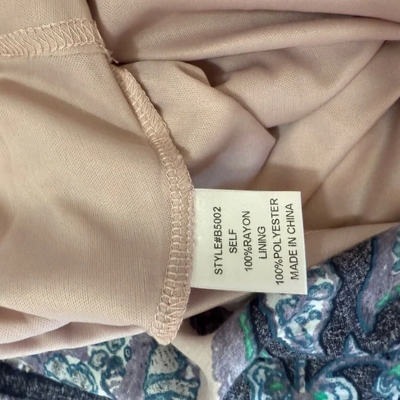 Jodifl Boho Paisley Print Lace Up Neck Maxi Dress Size S NWT - Picture 9 of 10